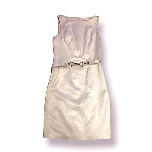 Cache adorable dress